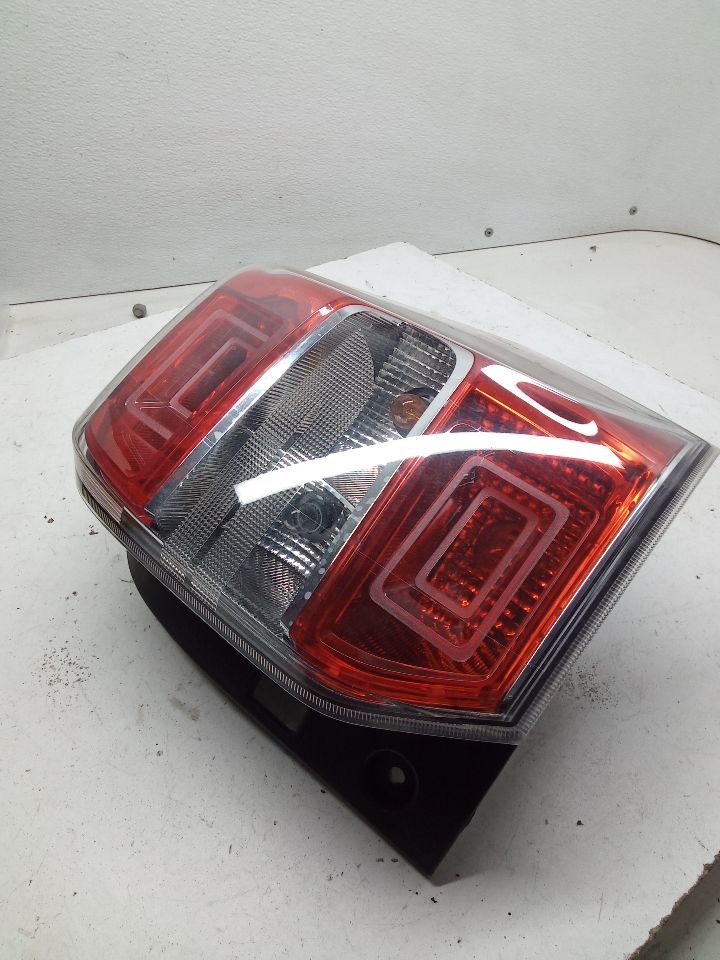 2015 Subaru FORESTER Tail Lamp