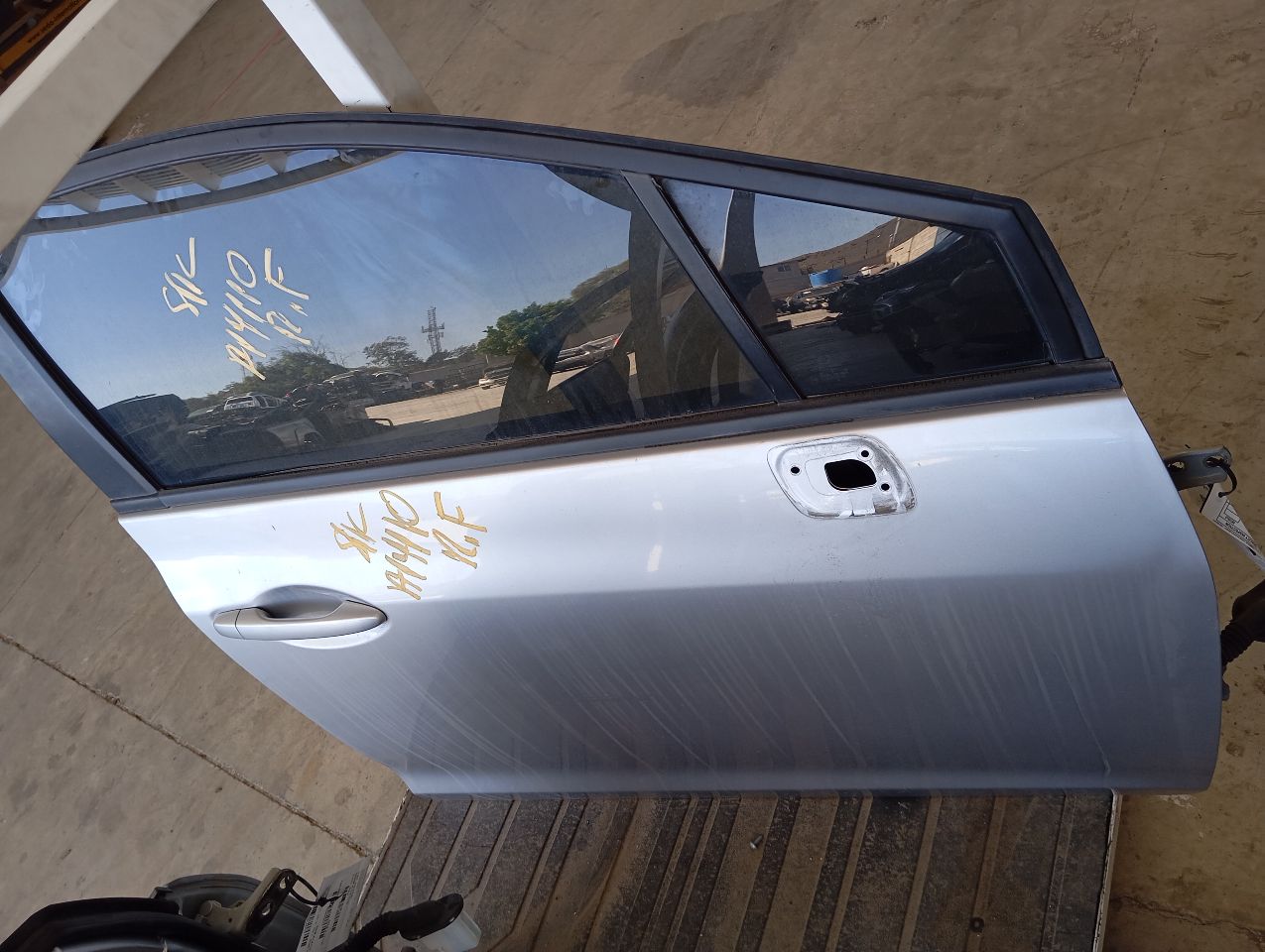Part image 3