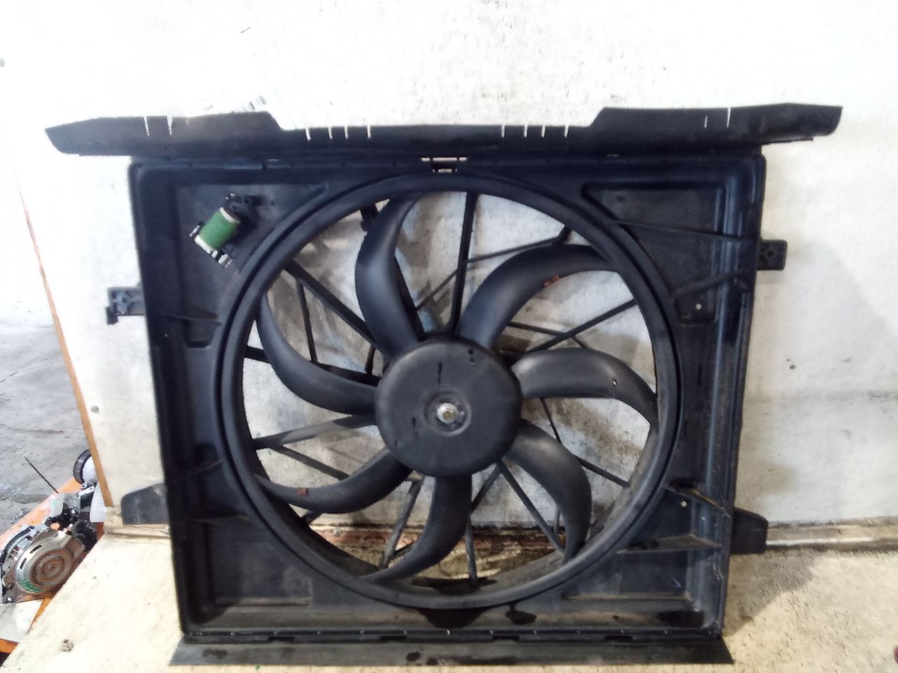 Part image 2