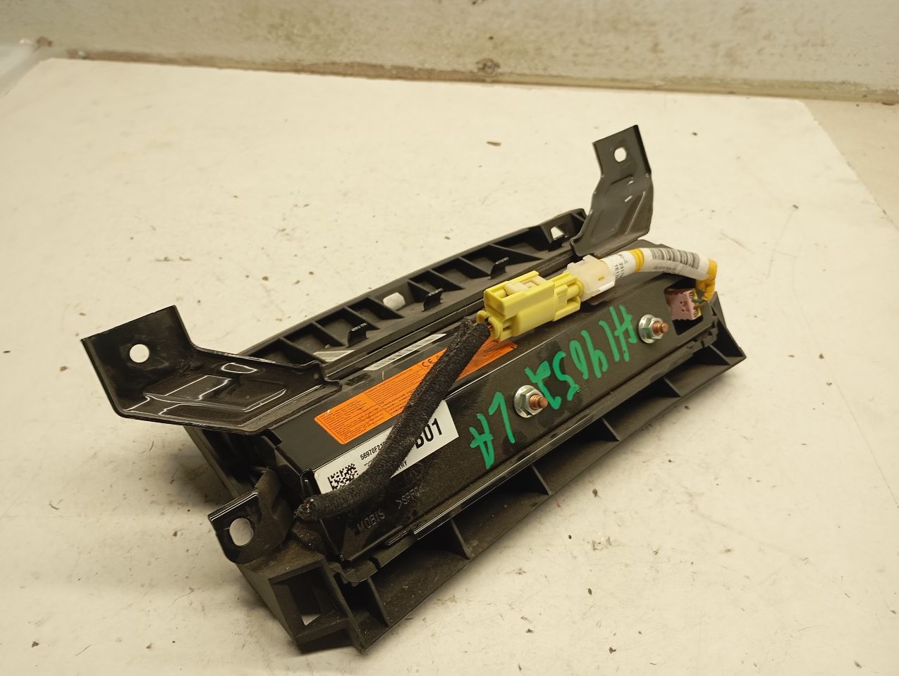 Part image 1