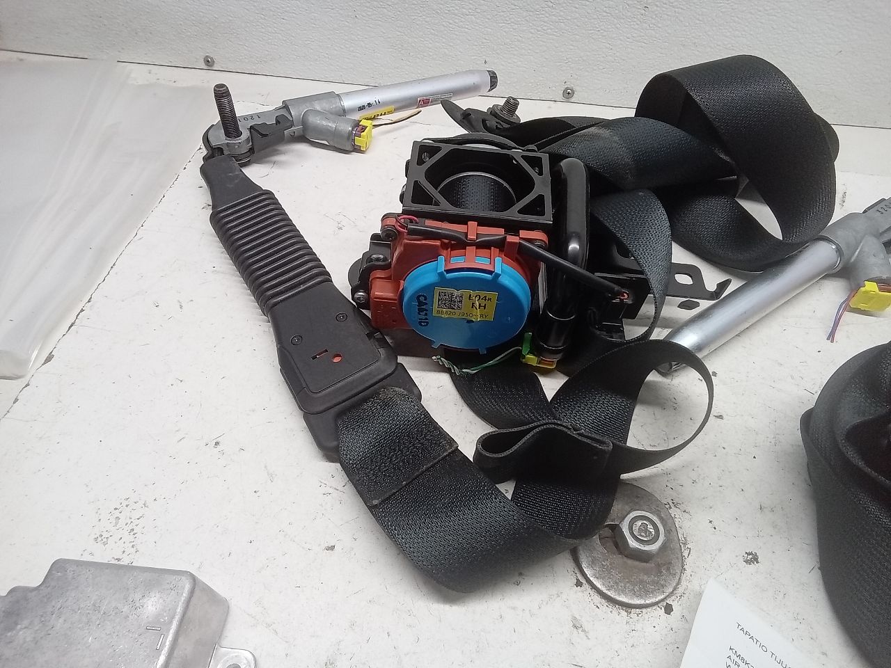 Part image 15