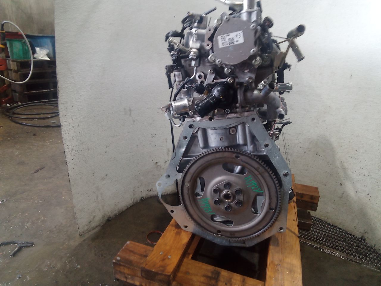 Part image 3