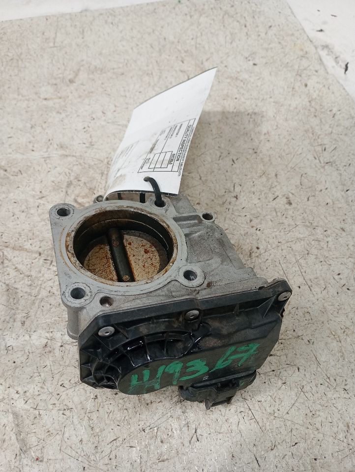 Used 2015 Nissan SENTRA Throttle Body Assy - Stock #H19367