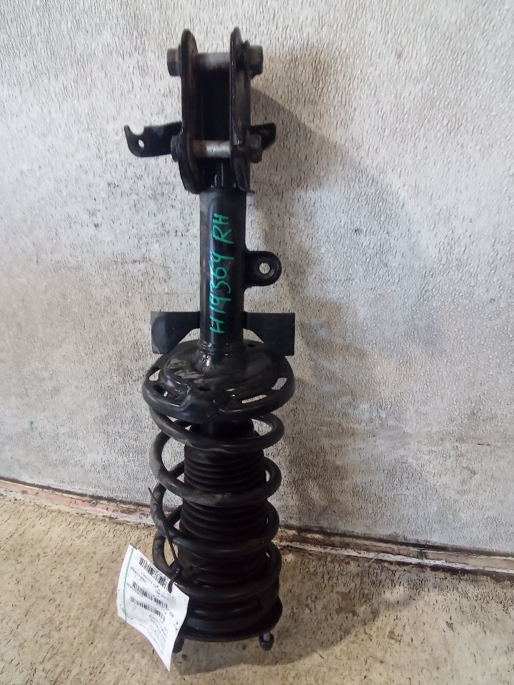 2016 Honda ODYSSEY Strut