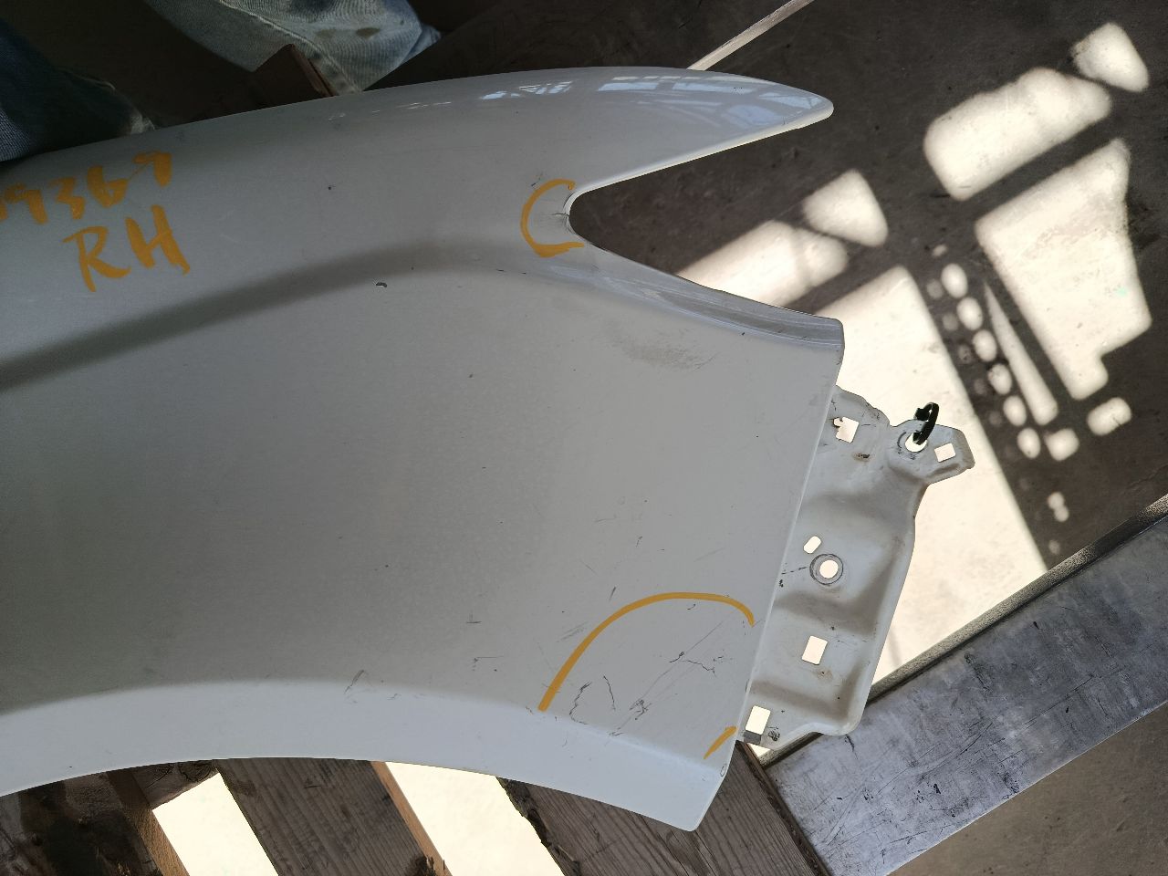 Part image 3