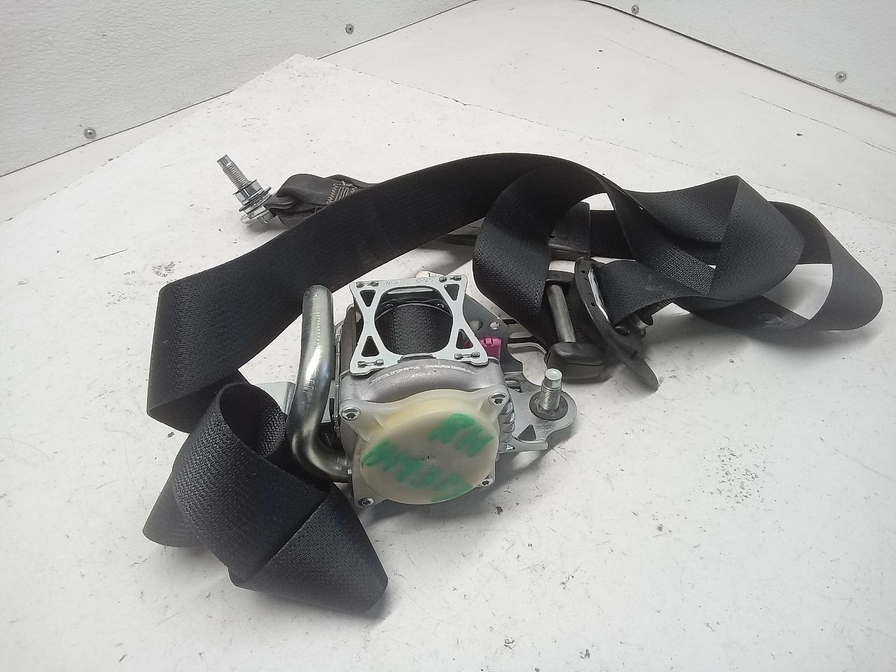 Used 2016 Honda CIVIC retractor - Stock #H19373