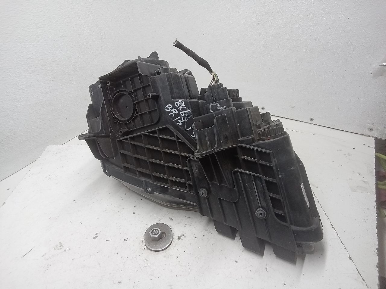 Part image 8