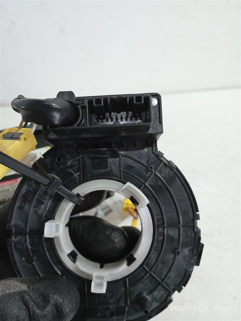 Part image 3