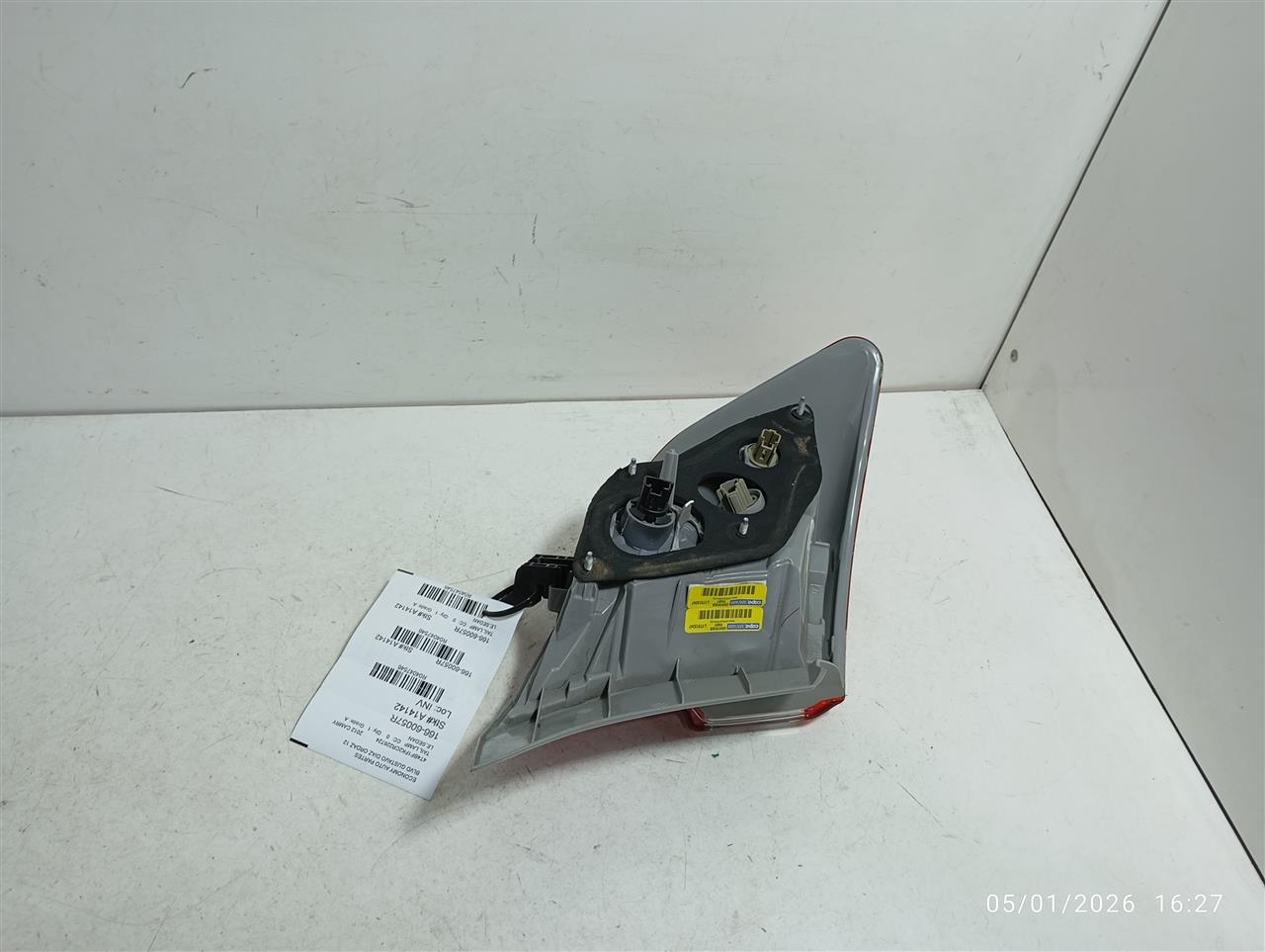 2012 Toyota CAMRY Tail Lamp