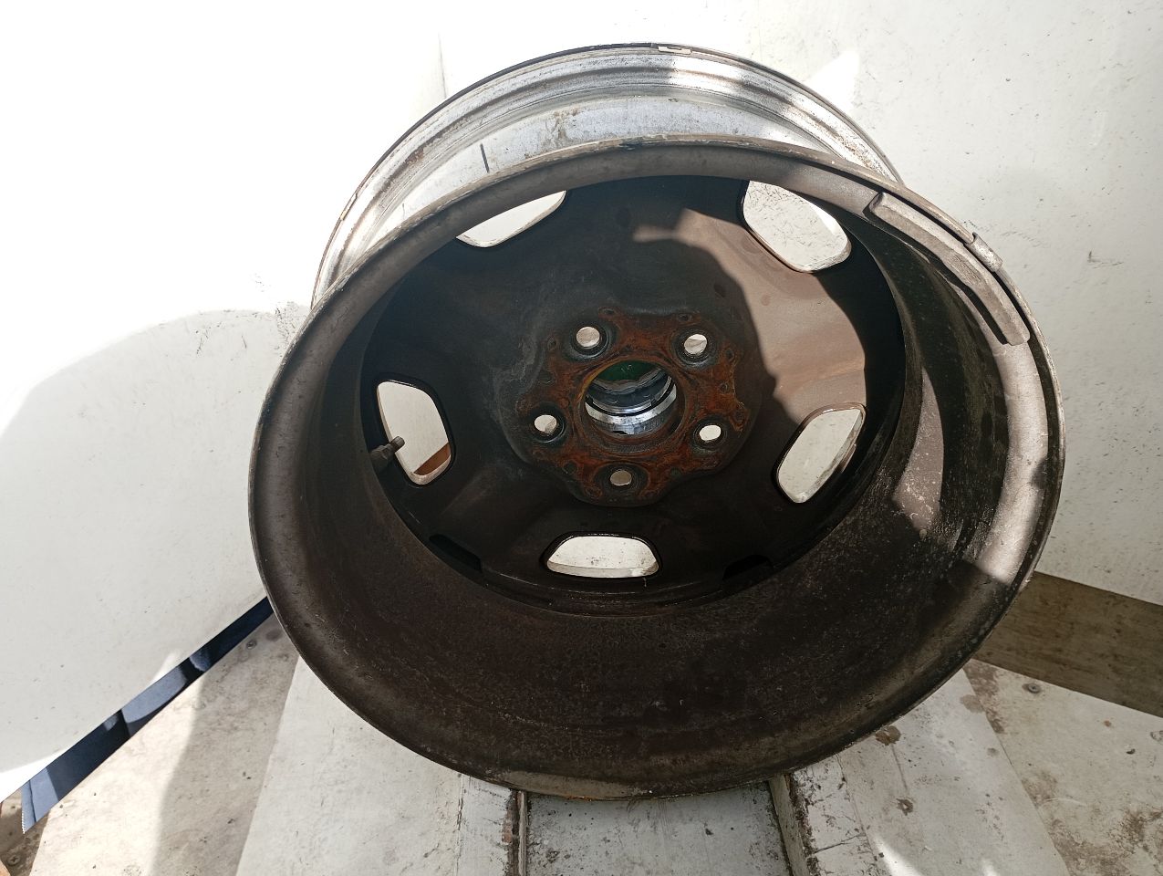Part image 3