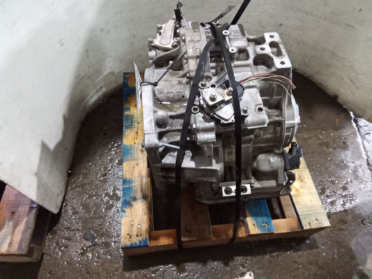 Part image 3