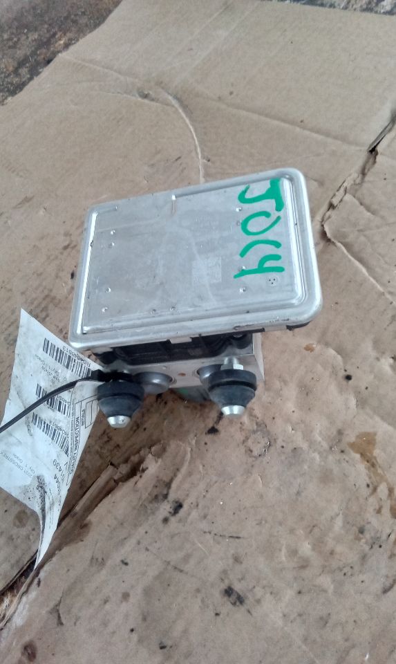 Used 2021 Subaru XV CROSSTREK pre-crash system (Eye Sight) - Stock #J01439