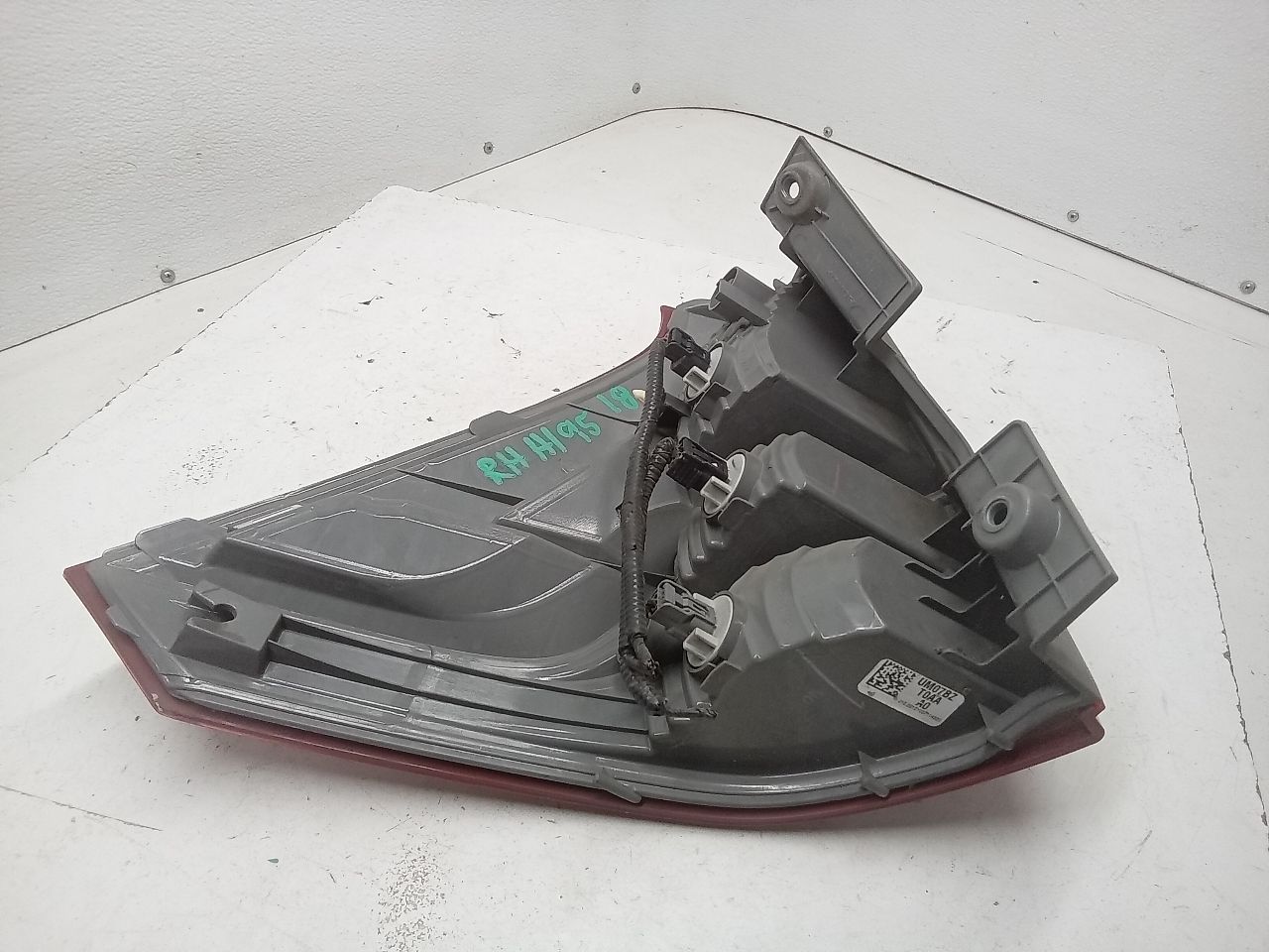 Part image 3