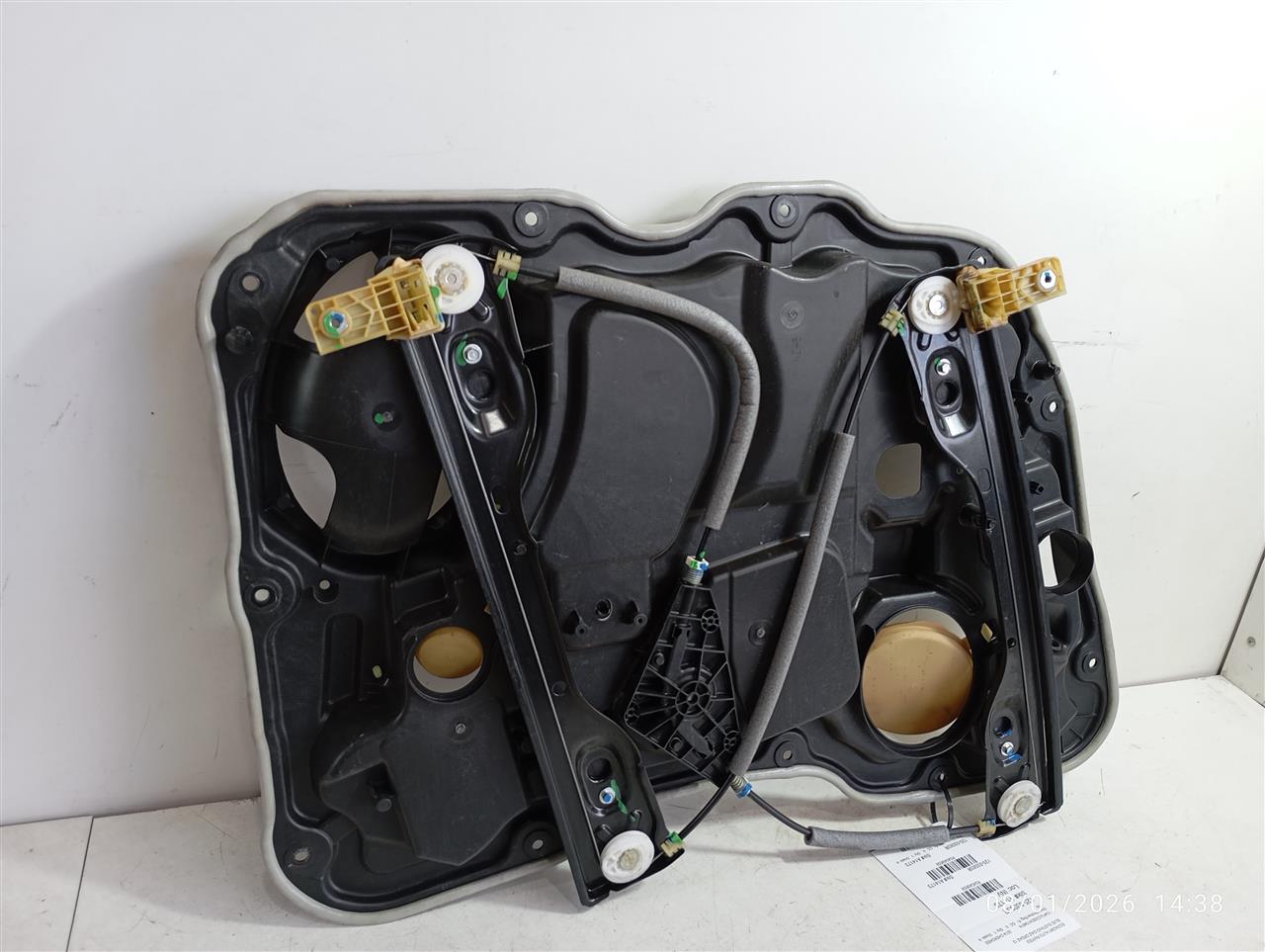 2014 CHEROKEE Jeep Door Window Reg, Fr