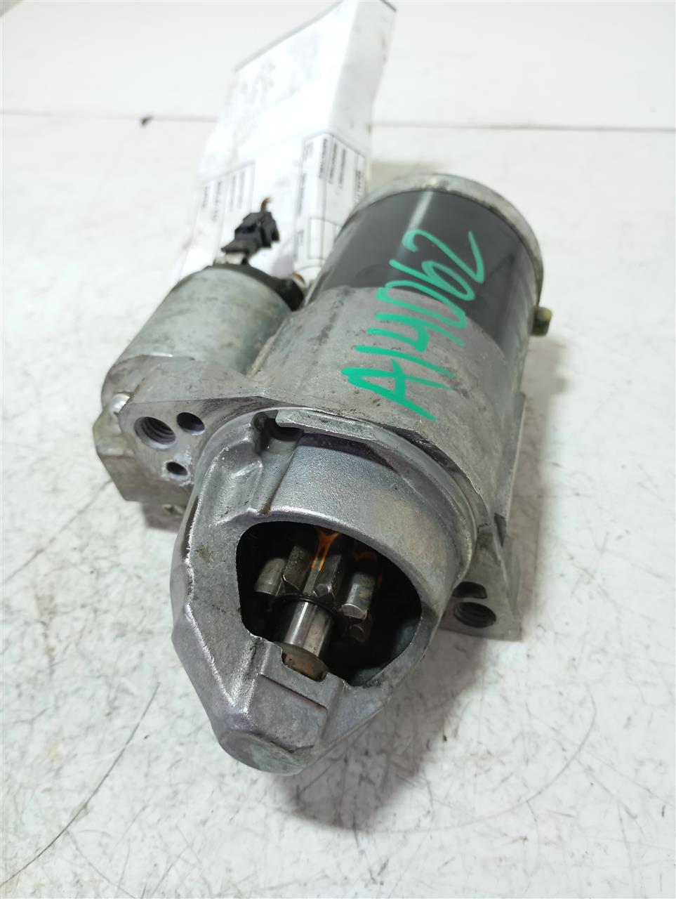 Part image 4