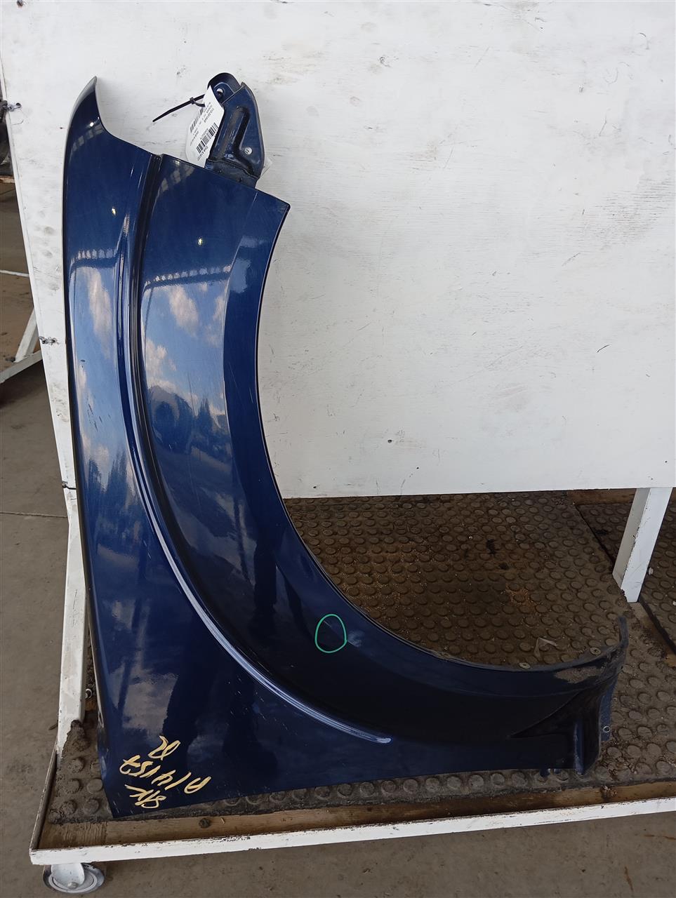 Part image 3
