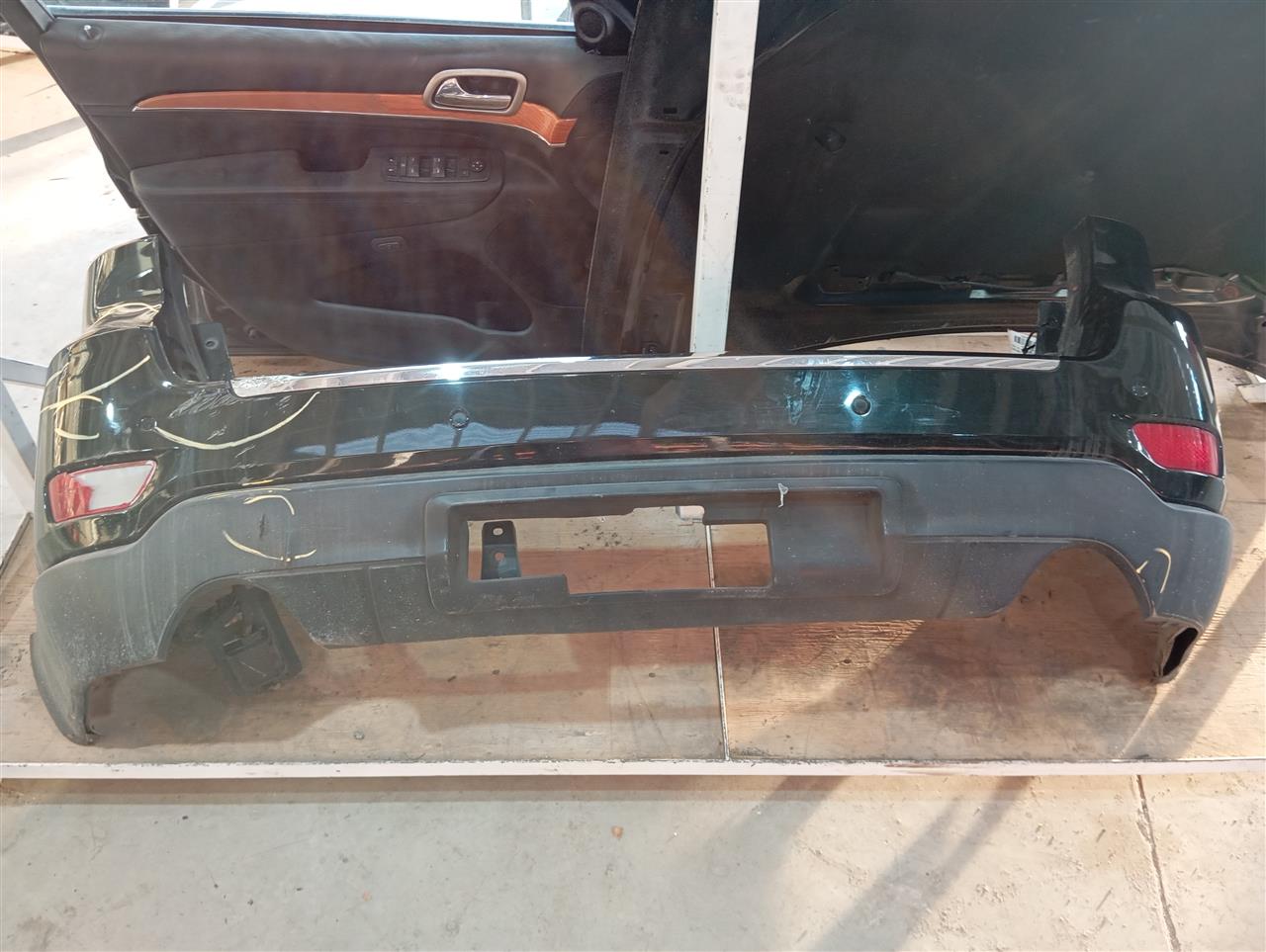 Part image 4