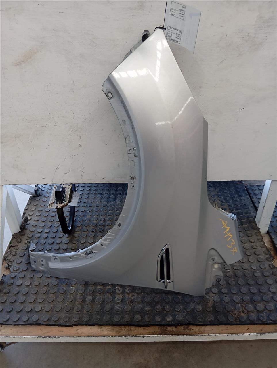 Part image 2