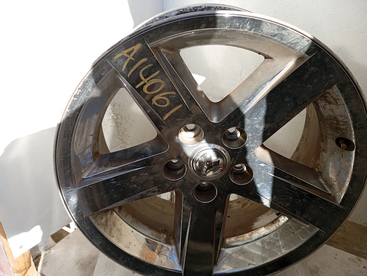 Part image 2