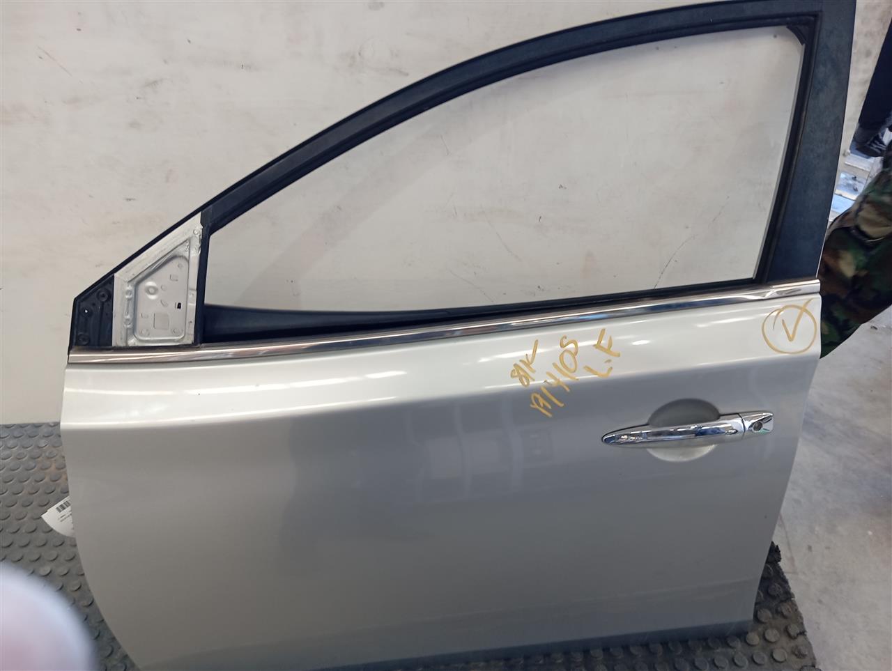 Part image 3