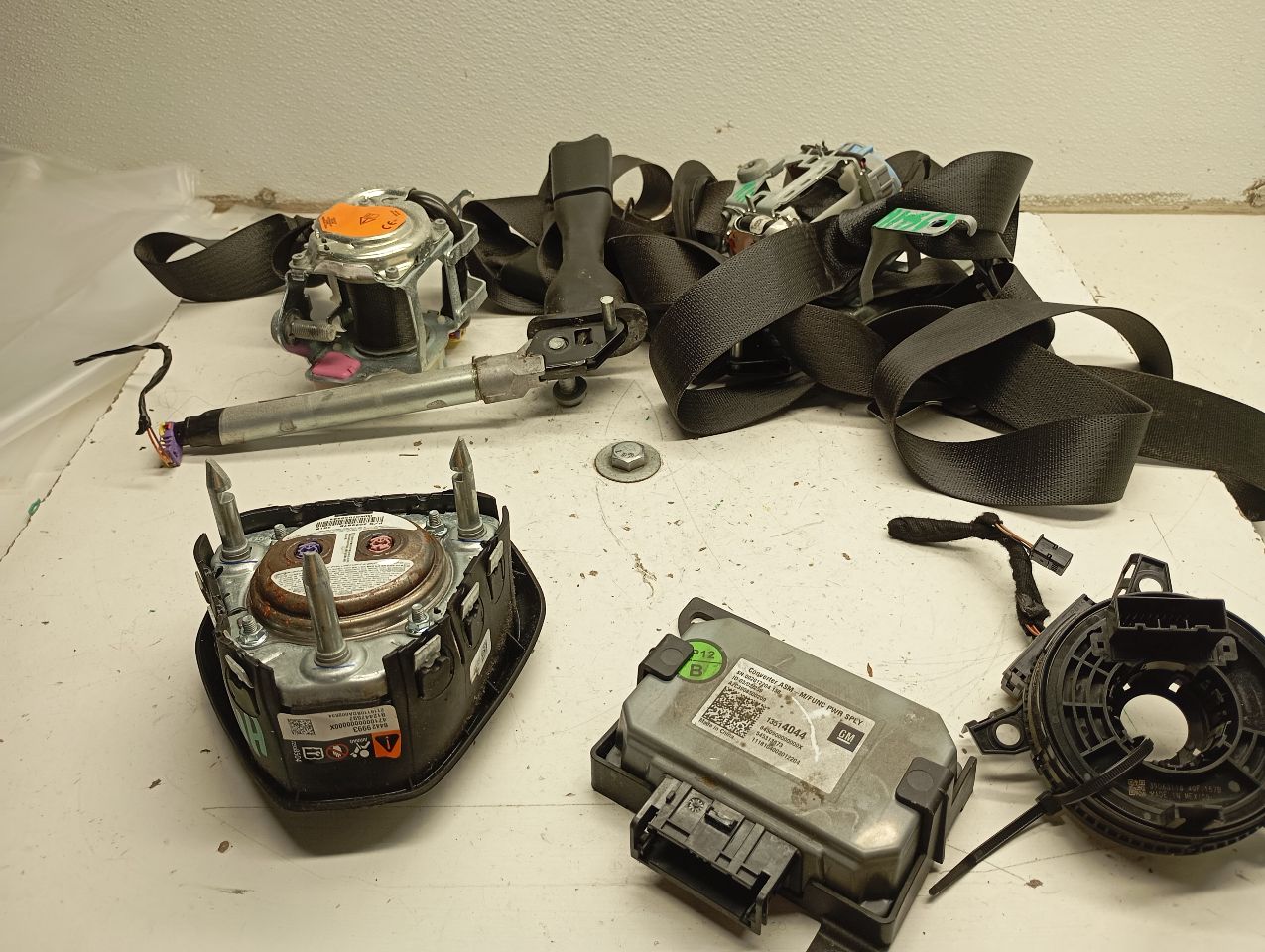 Part image 3