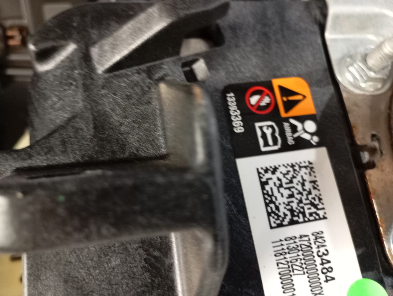 Part image 13