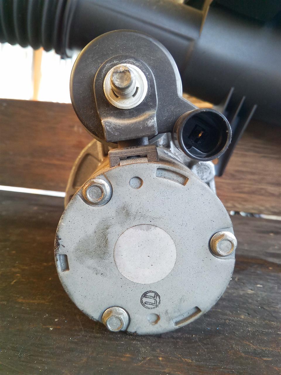 Part image 4