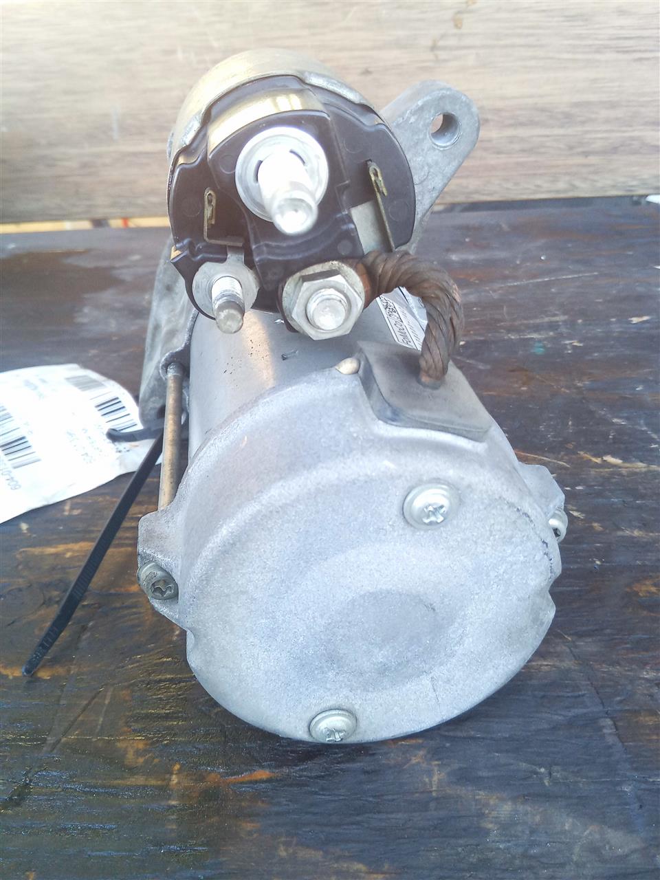 Part image 3