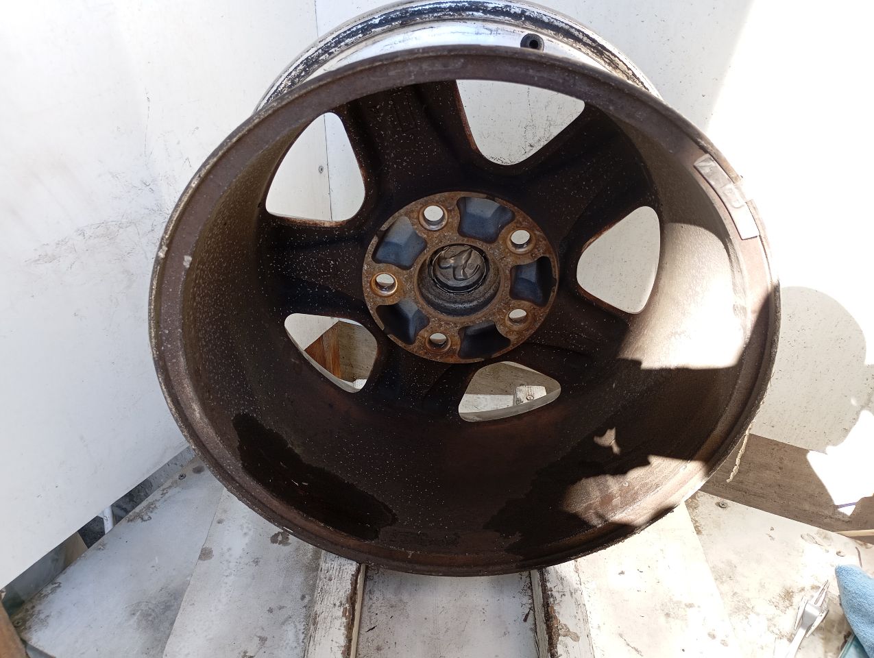 Part image 3