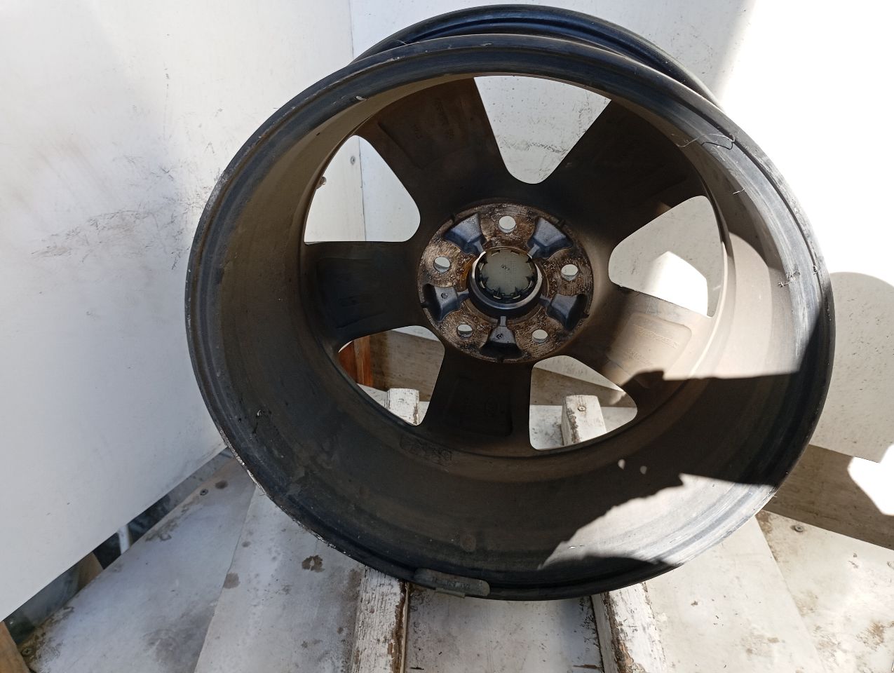 Part image 3