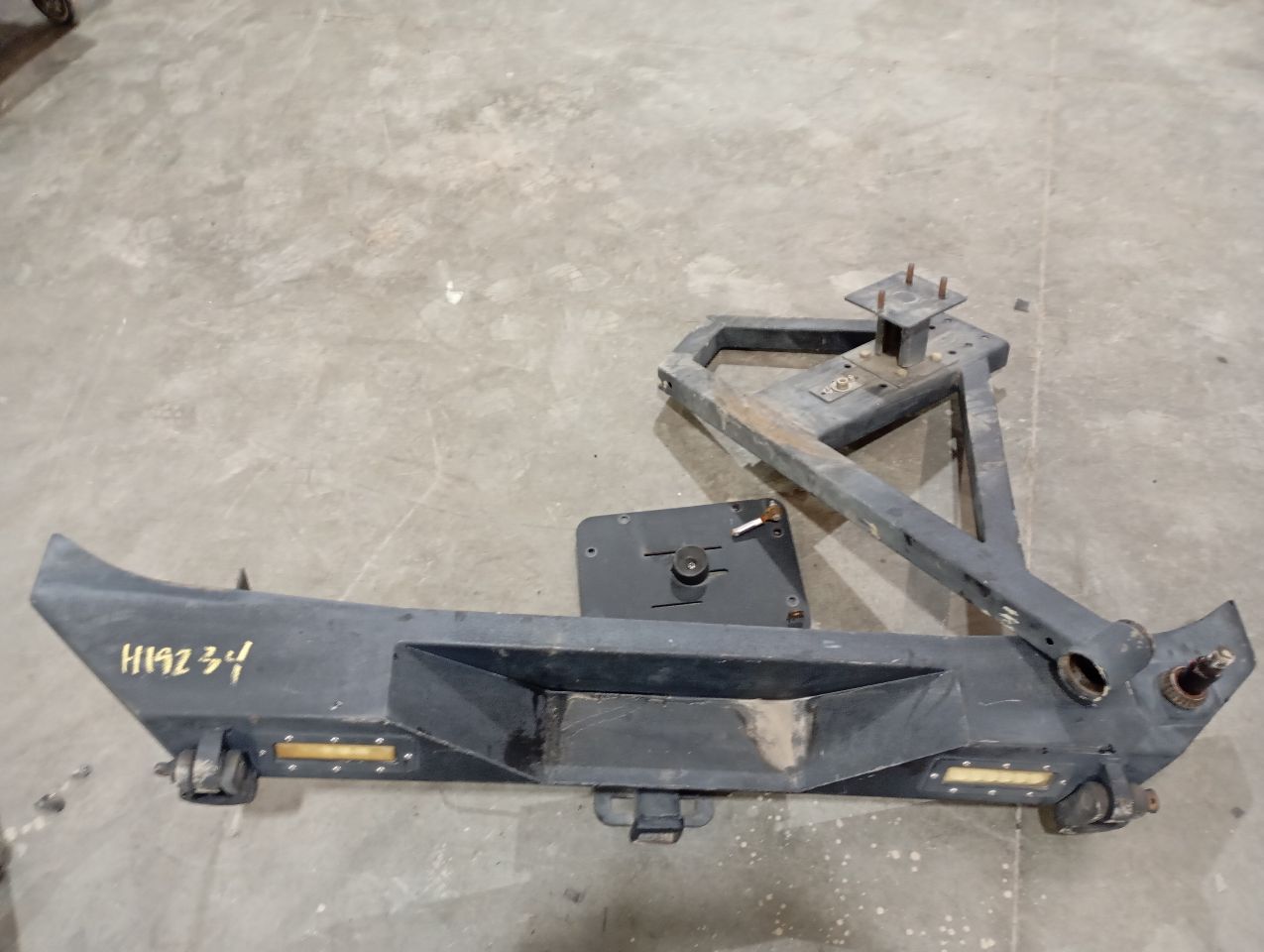 Part image 4