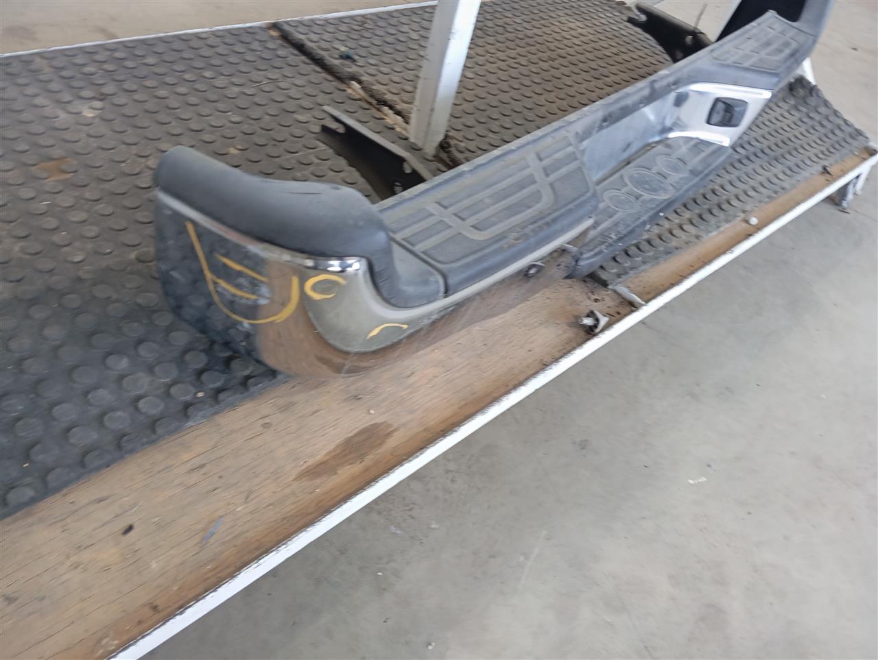 Part image 4