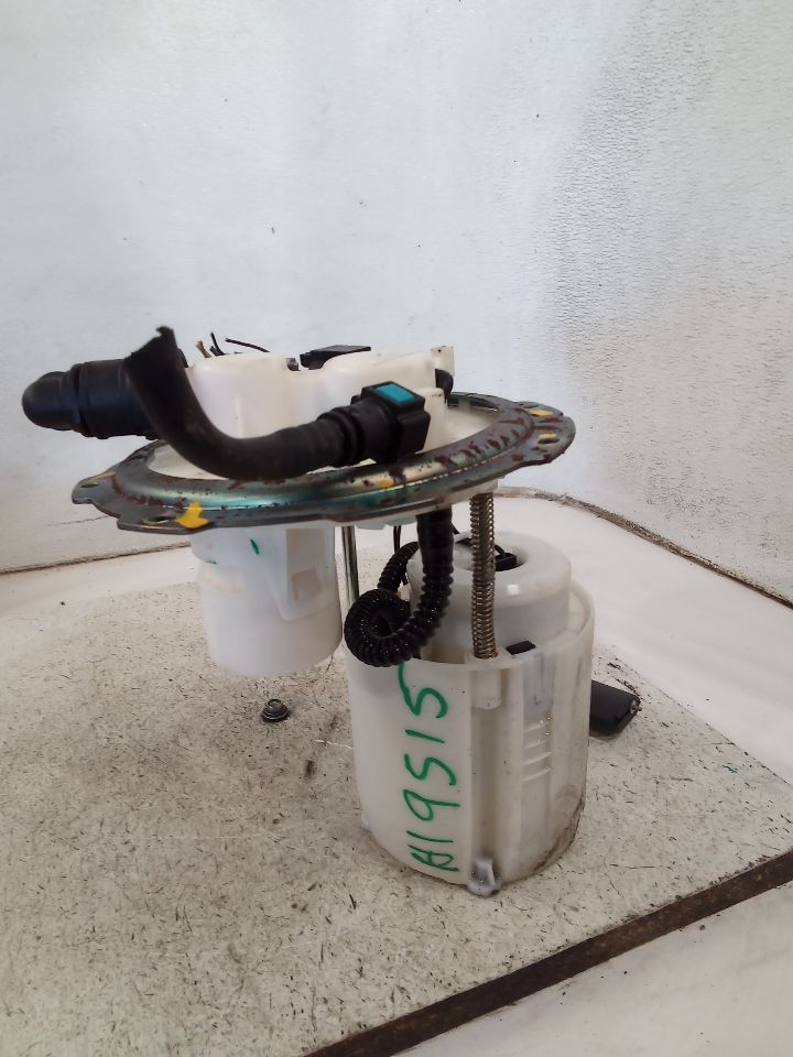 2015 Hyundai ELANTRA Fuel Pump