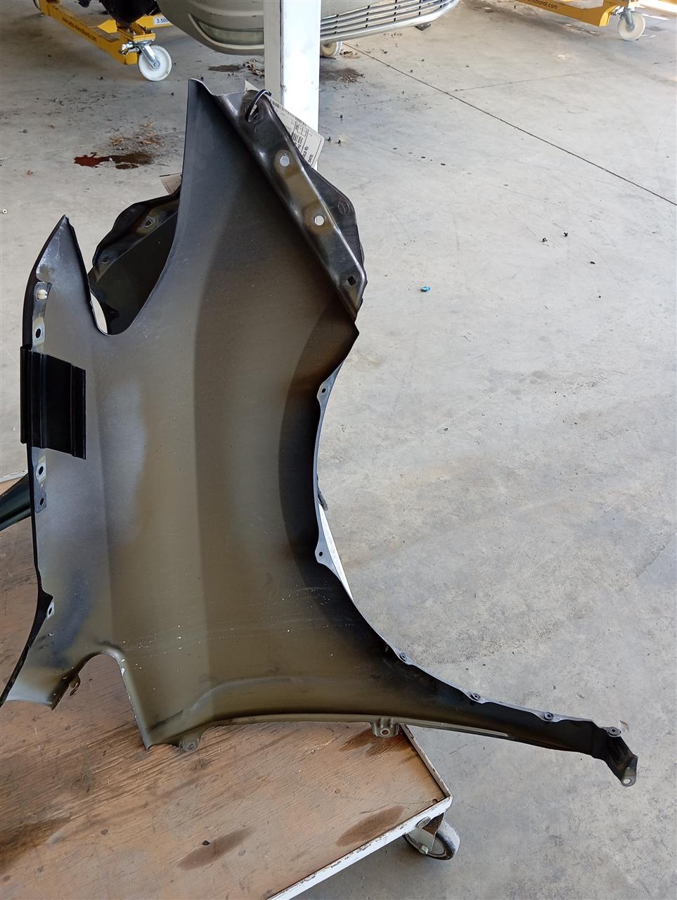 Part image 3