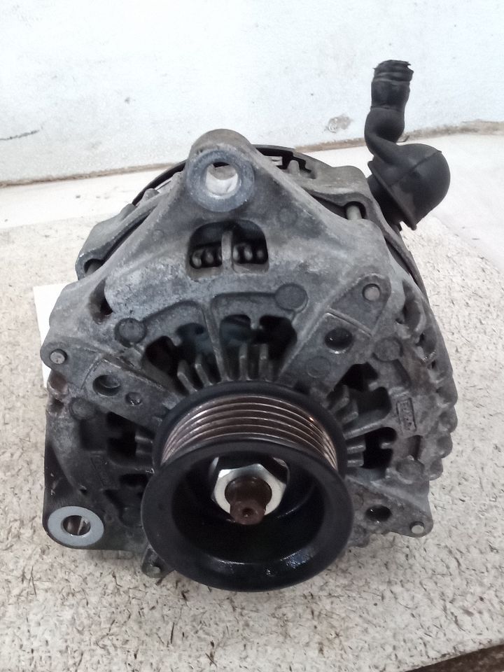 Used 2016 Ford EDGE Alternator - Stock #H19587