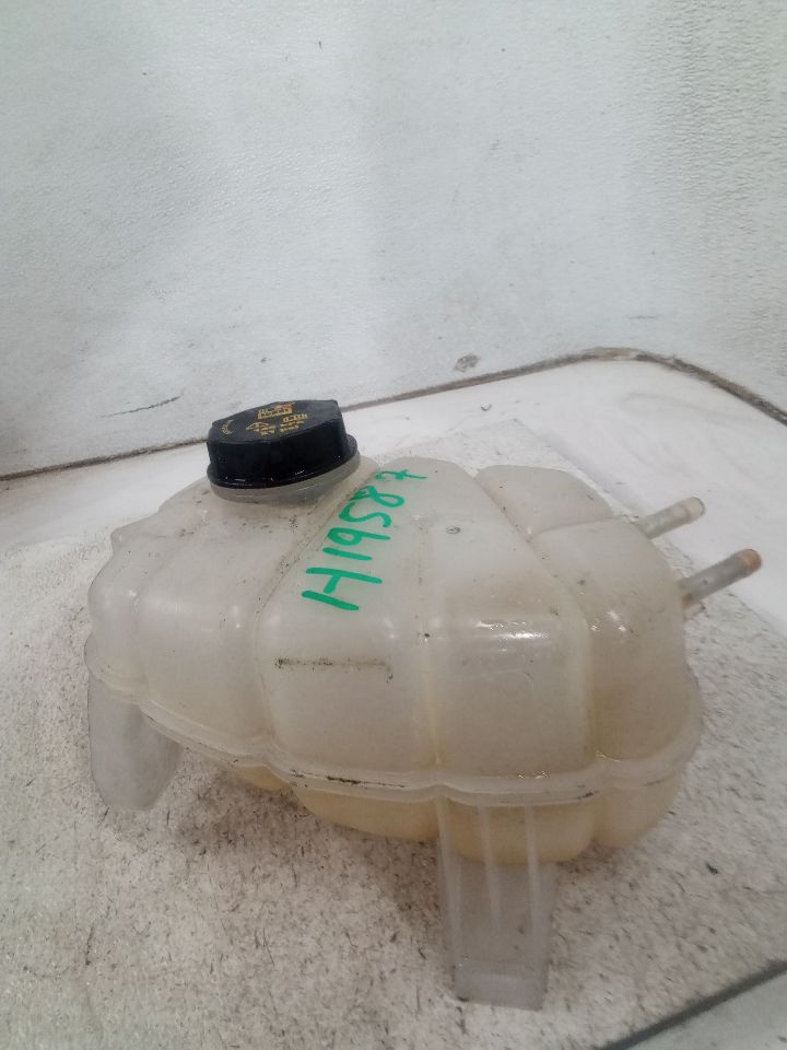 2016 Ford EDGE Coolant Reservoir