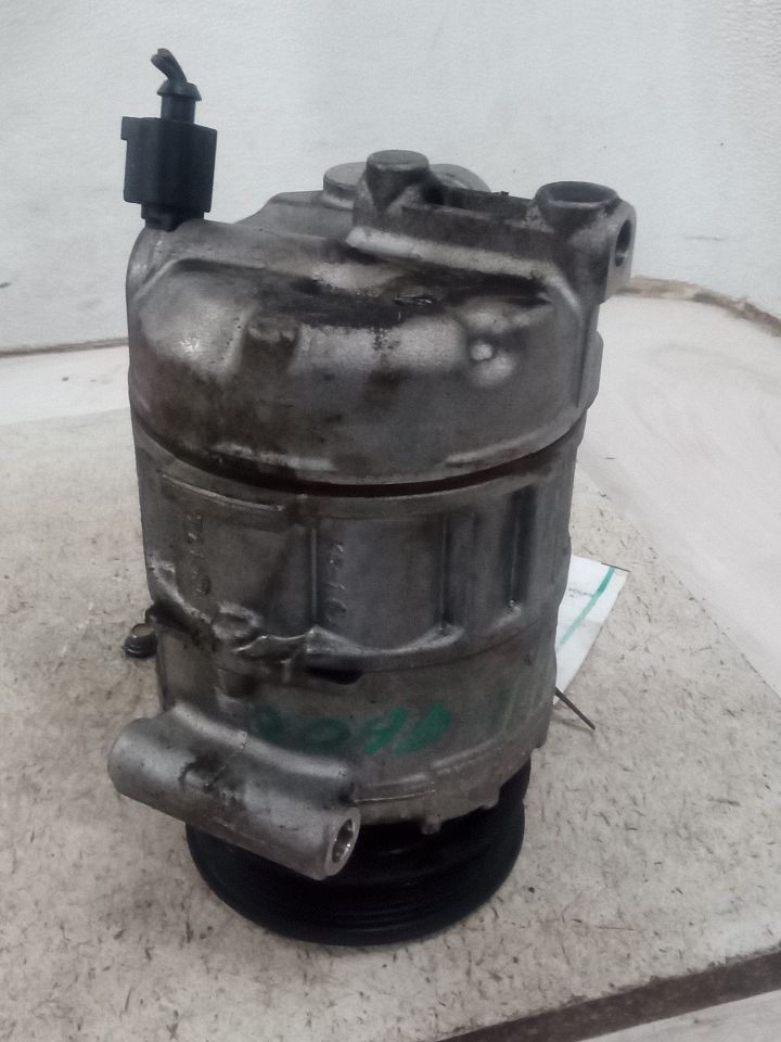2013 Volkswagen CC AC Compressor