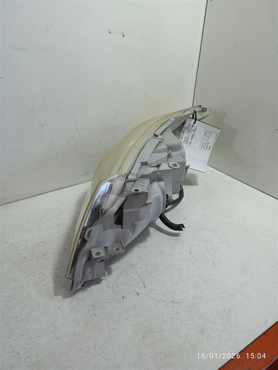 Part image 3
