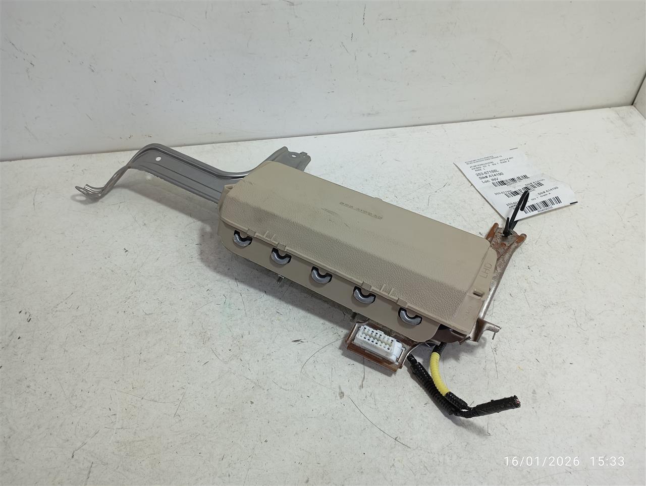 Part image 1