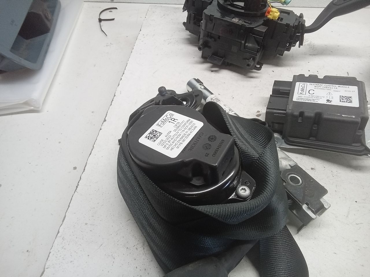 Part image 3