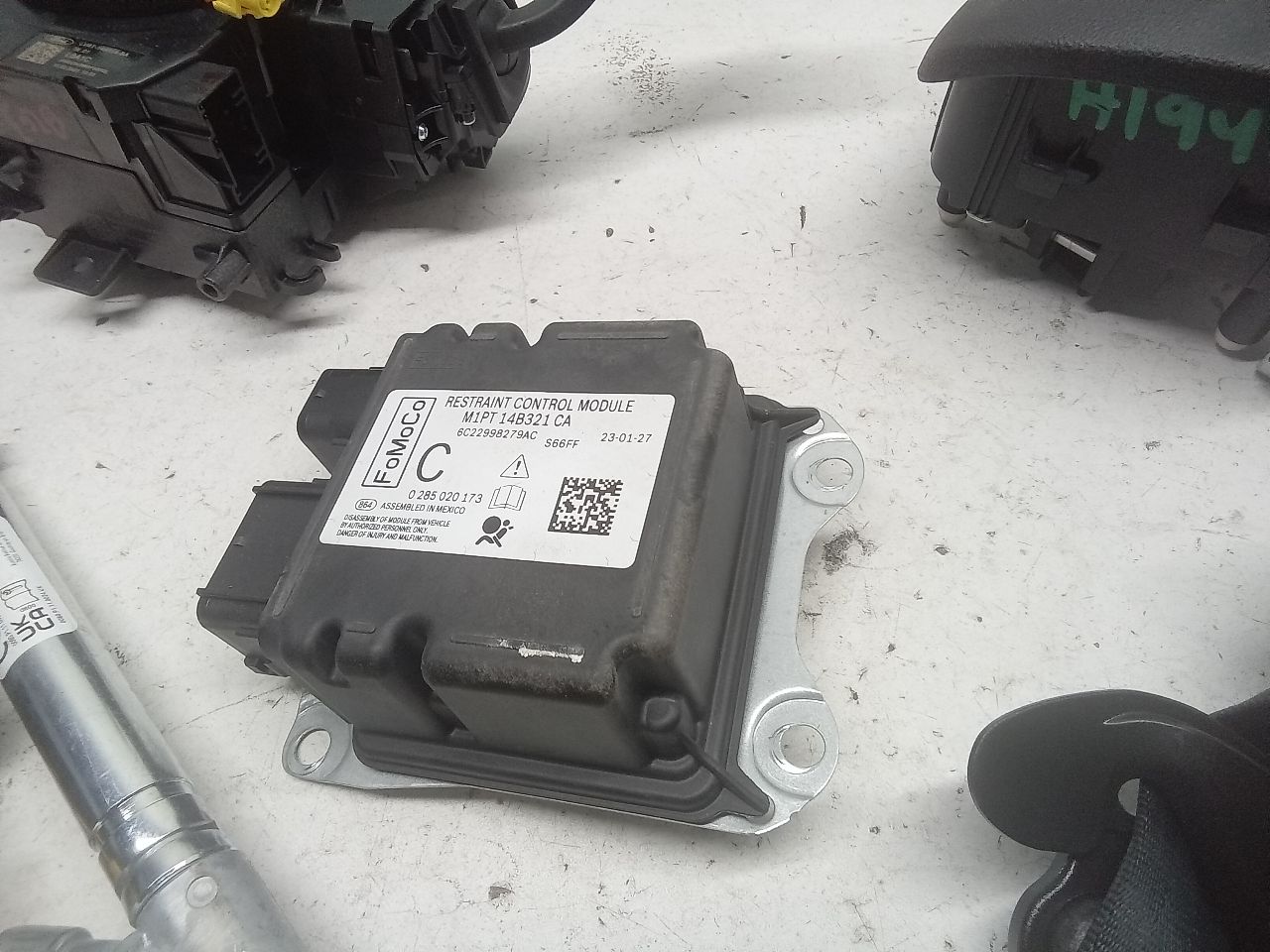 Part image 4