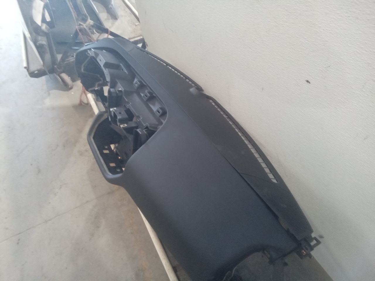 Part image 15