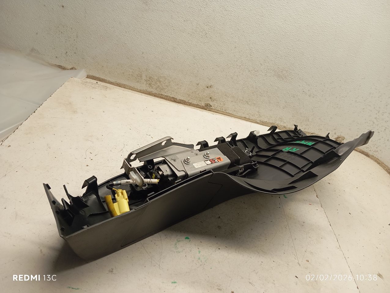 Part image 4