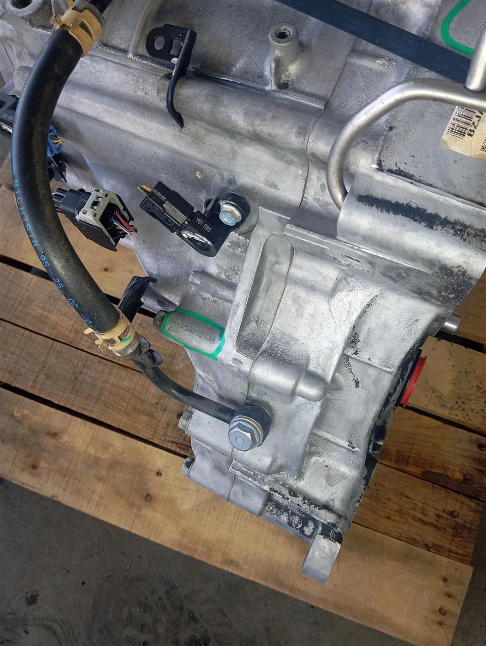 Part image 8