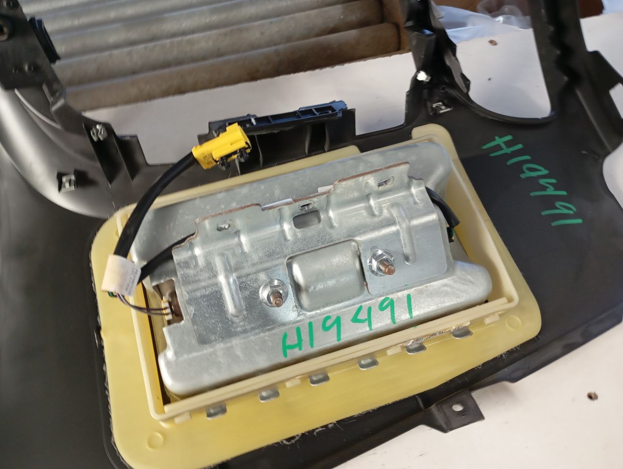 Part image 4