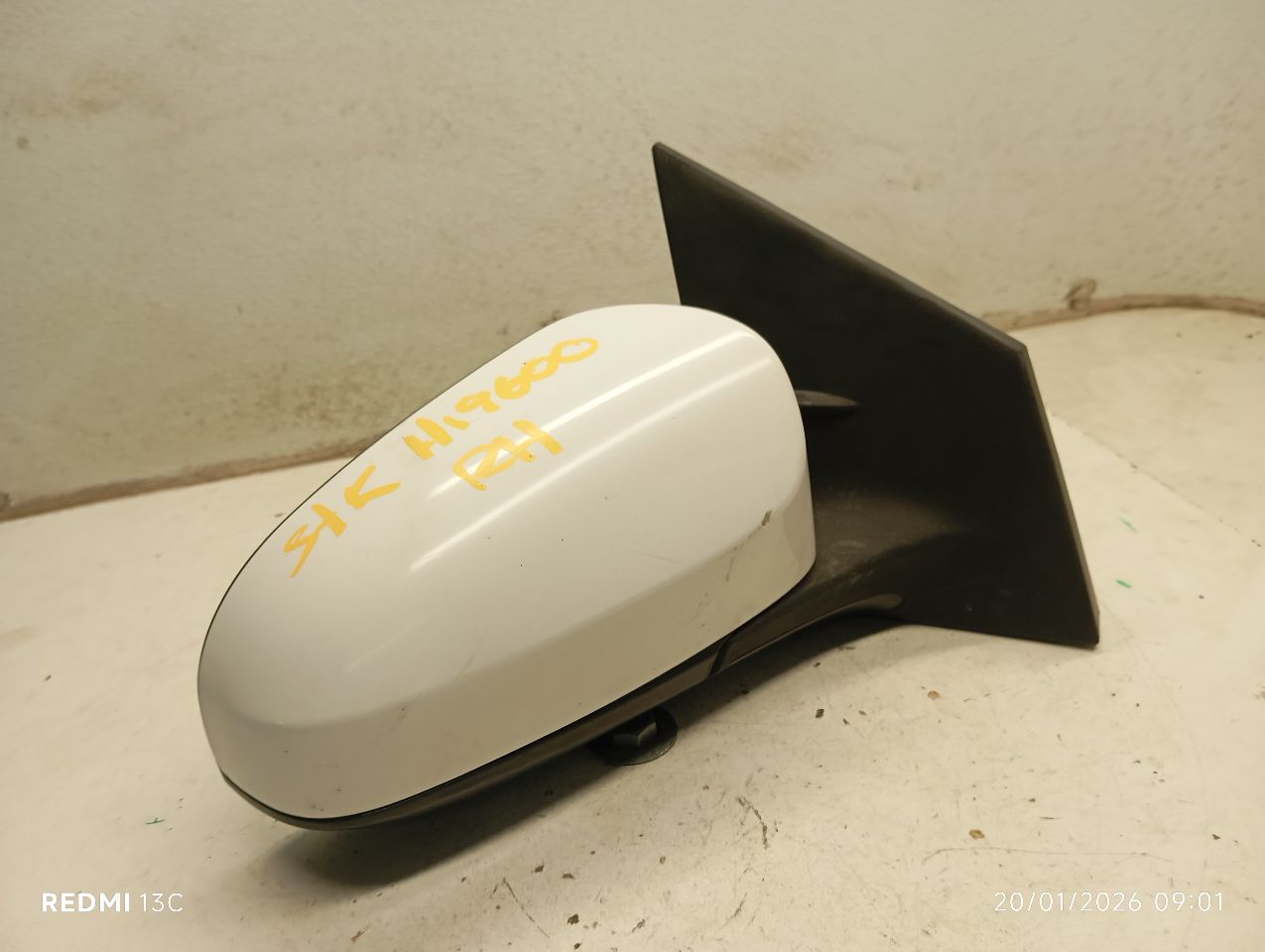 Used 2018 Toyota COROLLA w/o turn signal - Stock #H19600