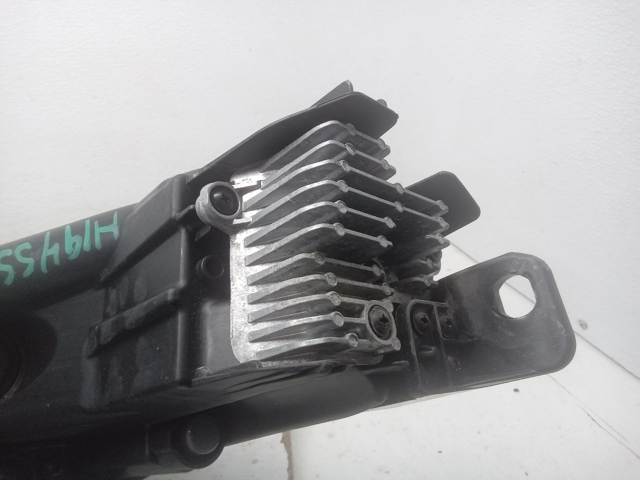 Part image 9