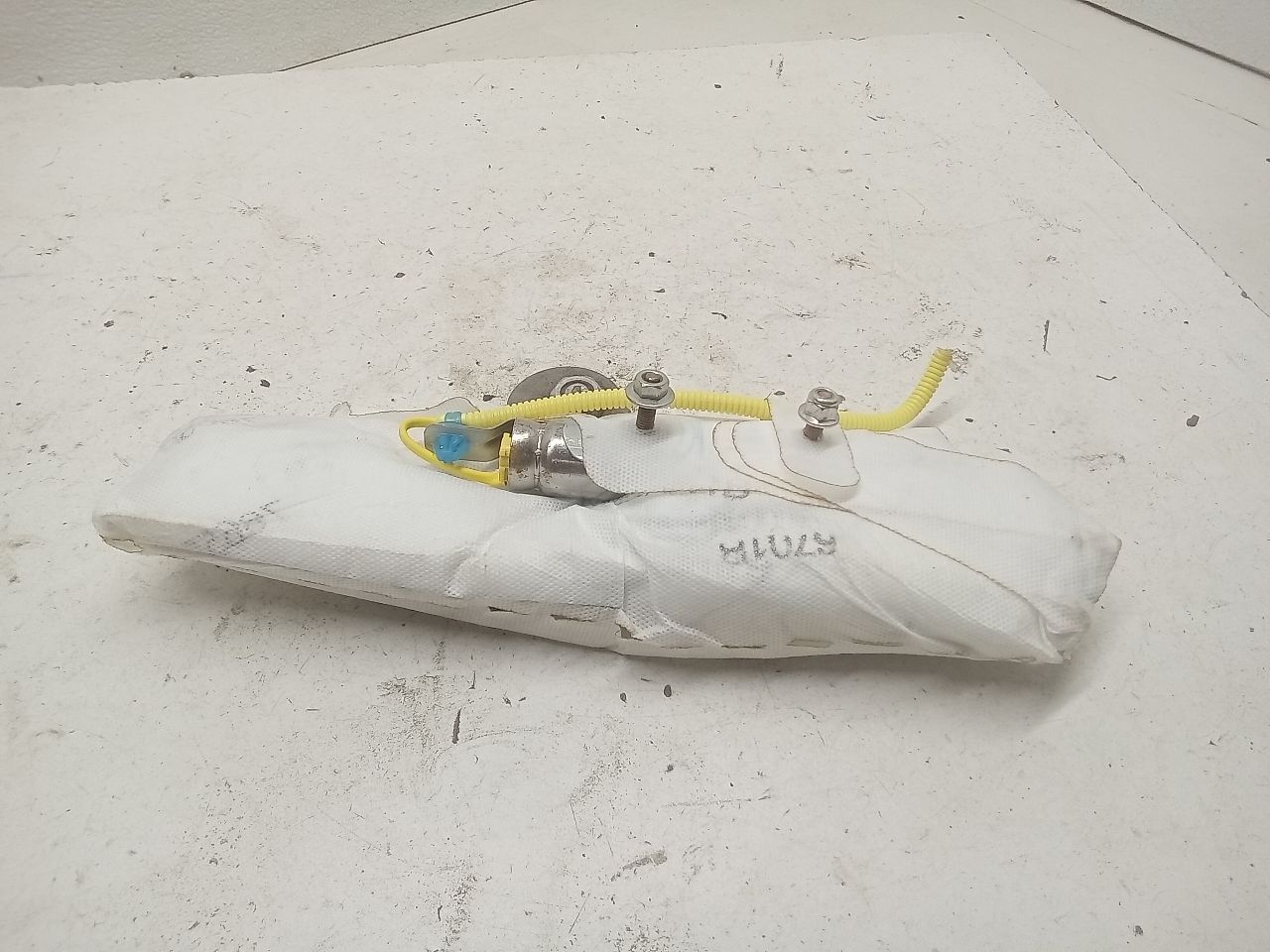 Part image 3