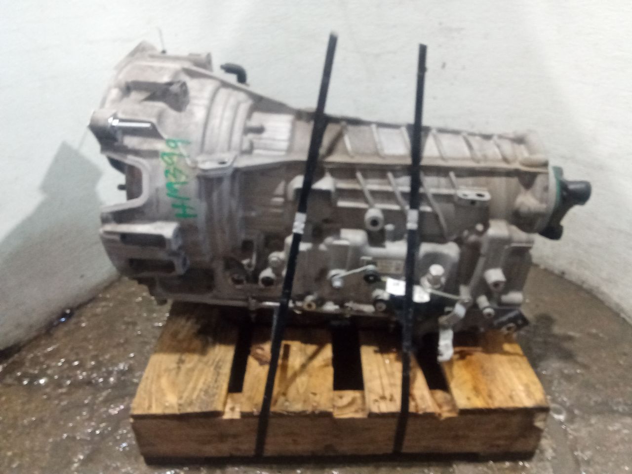 Part image 3