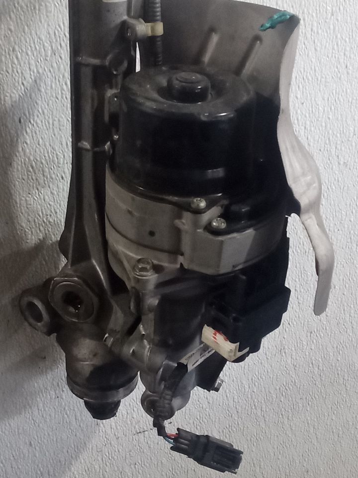 Part image 9
